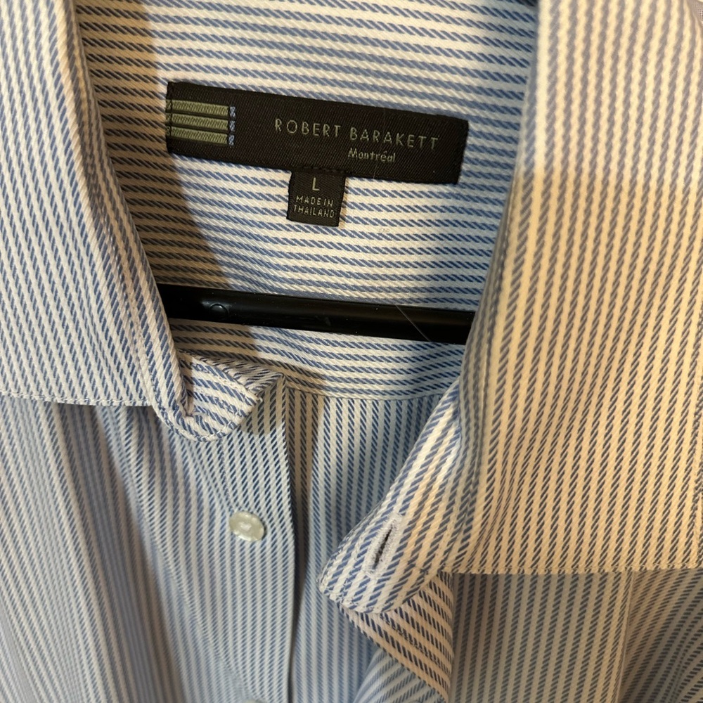 Robert Barakett Blue and White Casual Button Down Shirt